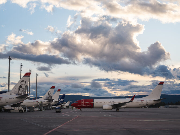 Avinor melder om fortsatt vekst – våre naboer gjør det bedre