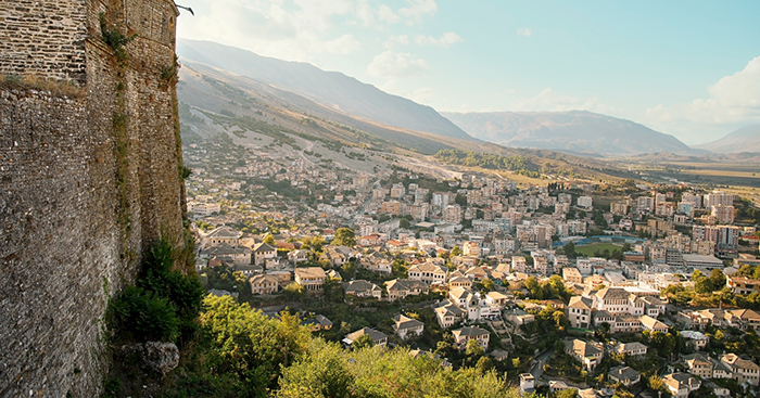 Ving med direkte charterreiser til Vlora i Albania