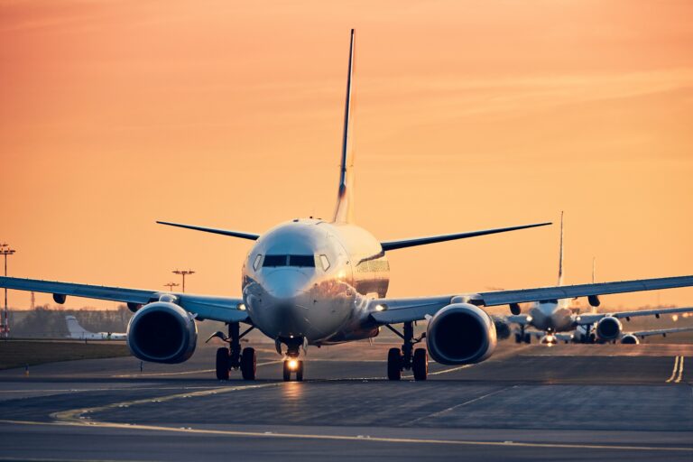 IATA halverer prognosen for flyselskapenes lønnsomhet i 2026