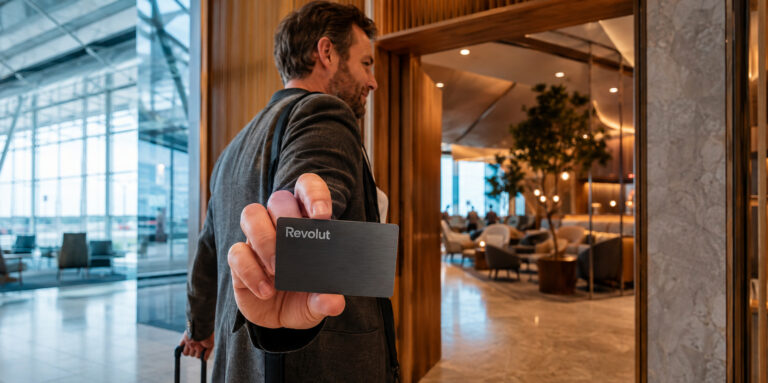 Revolut åpner sin første flyplasslounge på Kastrup