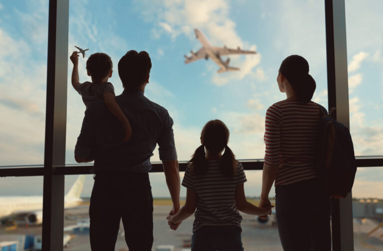 Flytrafikken tilbake i vekst etter flere svake måneder